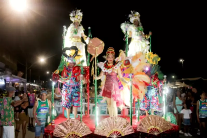 Carnaval de Pirapora 2026 encerra com desfile de blocos e homenagens emocionantes