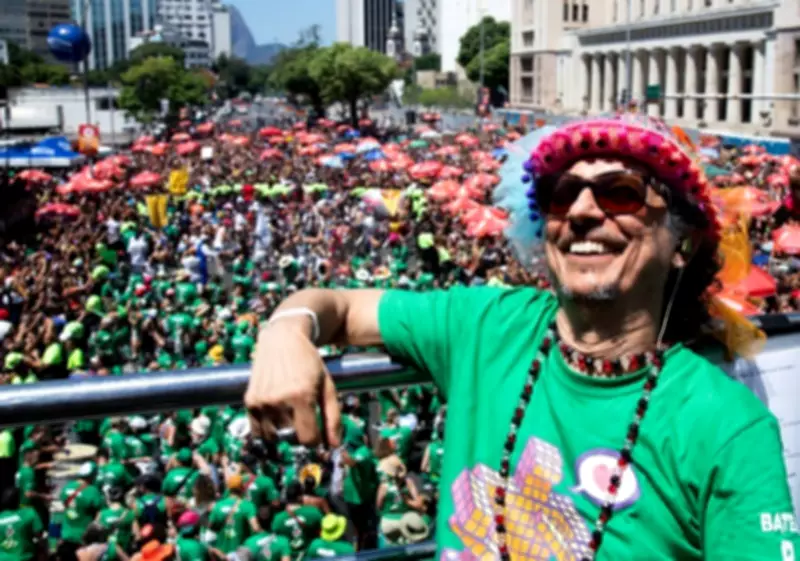 Carnaval de Rua do Rio encerra com 17 blocos neste domingo, incluindo Monobloco