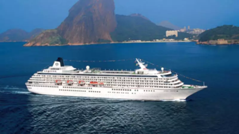 Carnaval em alto mar: 40 mil foliões optam por cruzeiros, impulsionando turismo nacional