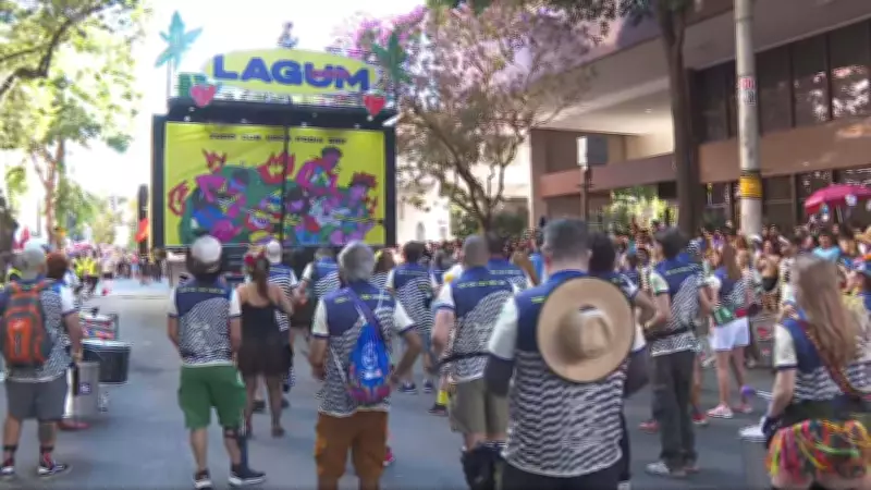 Carnaval em BH: Banda Lagum e bloco Abalô-Caxi iniciam folia com concentração matinal