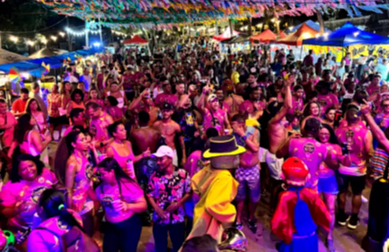 Carnaval em Fernando de Noronha encerra com blocos tradicionais e shows animados