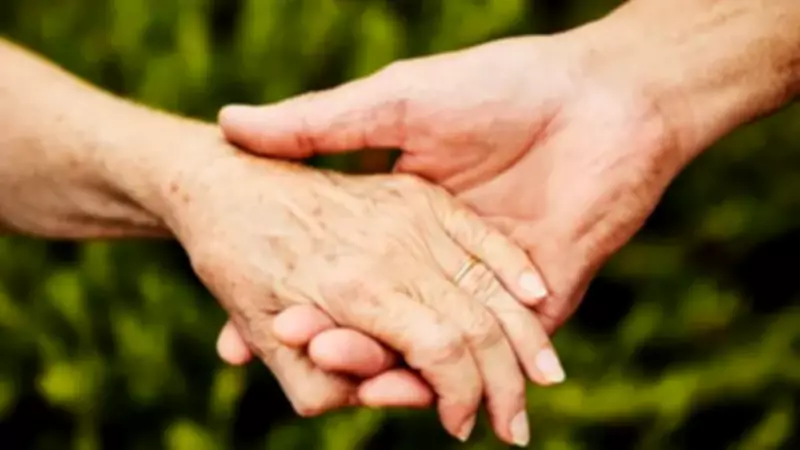 Casais revelam segredos de relacionamentos longos e felizes em histórias de amor