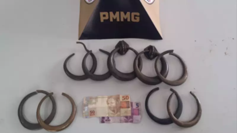 Casal é preso por furtar argolas de túmulos em cemitério de Araguari e vender por R$ 55