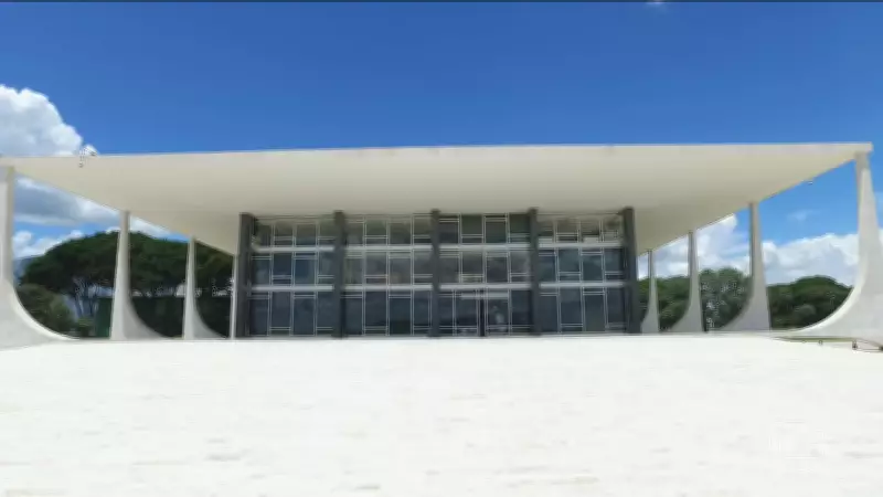 Caso Master: Novo relator André Mendonça se reúne com PF e tensão persiste no STF após vazamentos