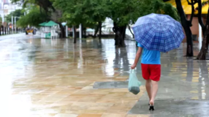 Ceará em alerta laranja: Inmet prevê chuvas intensas e ventos fortes neste fim de semana