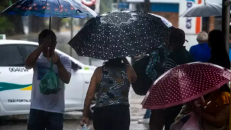 Ceará em alerta vermelho: mais de 100 cidades registram chuvas intensas com risco de desastres
