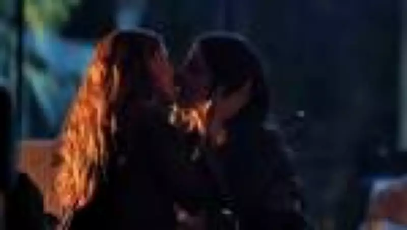 Cena íntima entre mulheres em 'Três Graças' marca história da TV Globo