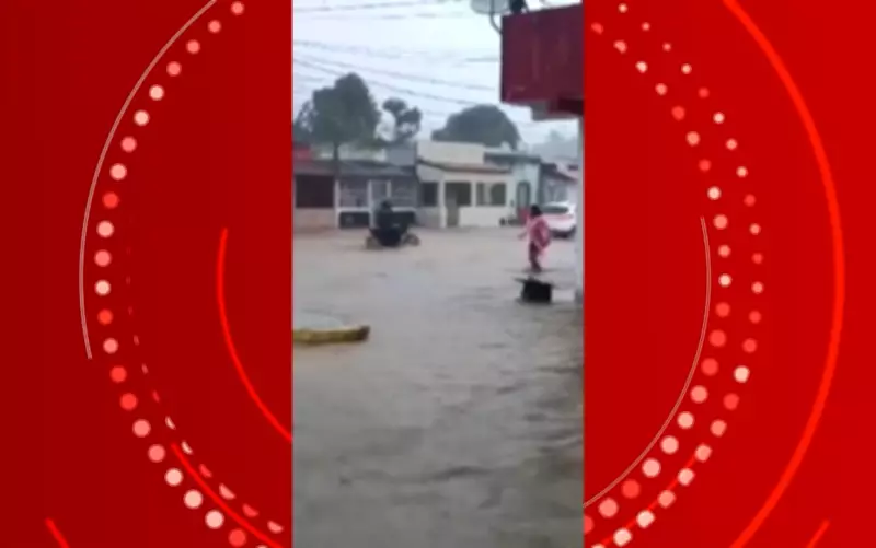 Chuvas intensas na Bahia deixam rastro de destruição e alerta laranja em todo o estado