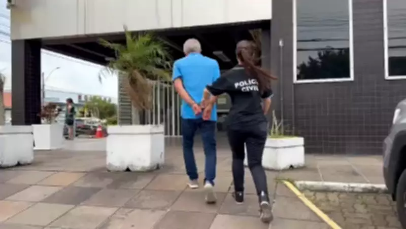 Cirurgião plástico de 73 anos é preso por suspeita de abuso de adolescente em hospital público de Canoas