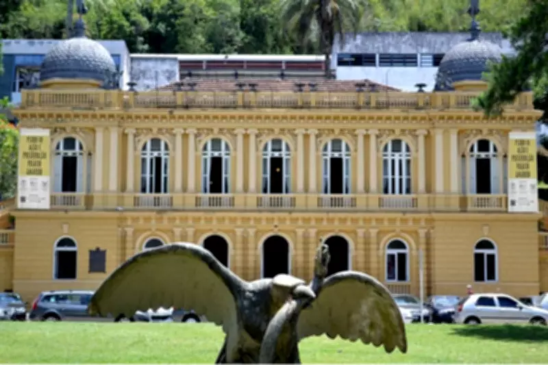 Câmara de Petrópolis anuncia concurso público para 2026 após 16 anos