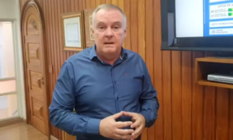 Câmara de Poços de Caldas aprova comissão para investigar nomeação de ex-prefeito ao DME