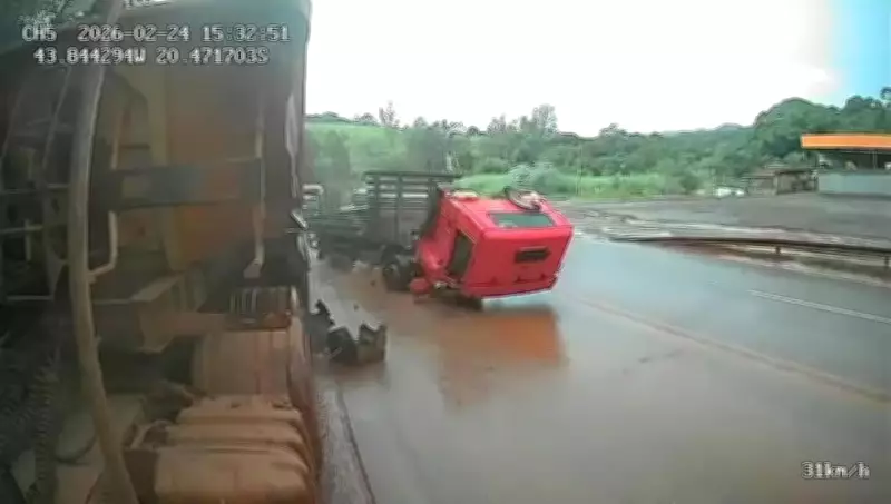 Câmera de carreta flagra acidente grave na BR-040 em Congonhas; motorista ferido