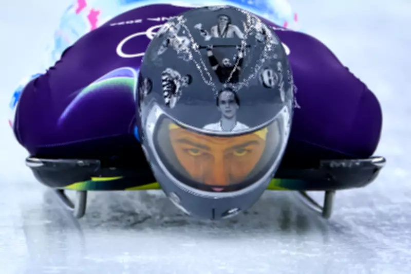 COI proíbe capacete com homenagem a atletas mortos na guerra, mas autoriza braçadeira preta