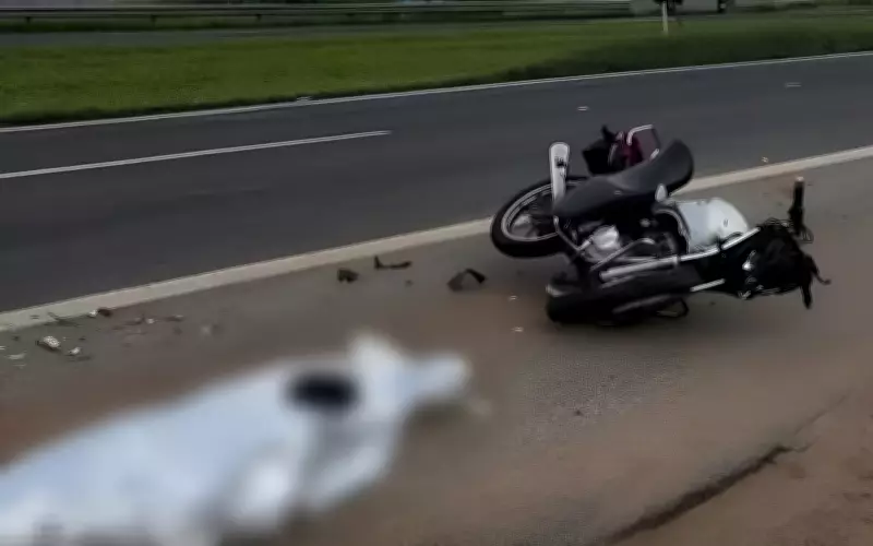 Colisão fatal entre moto e carreta deixa um morto e um ferido grave na SP-310 em São Carlos