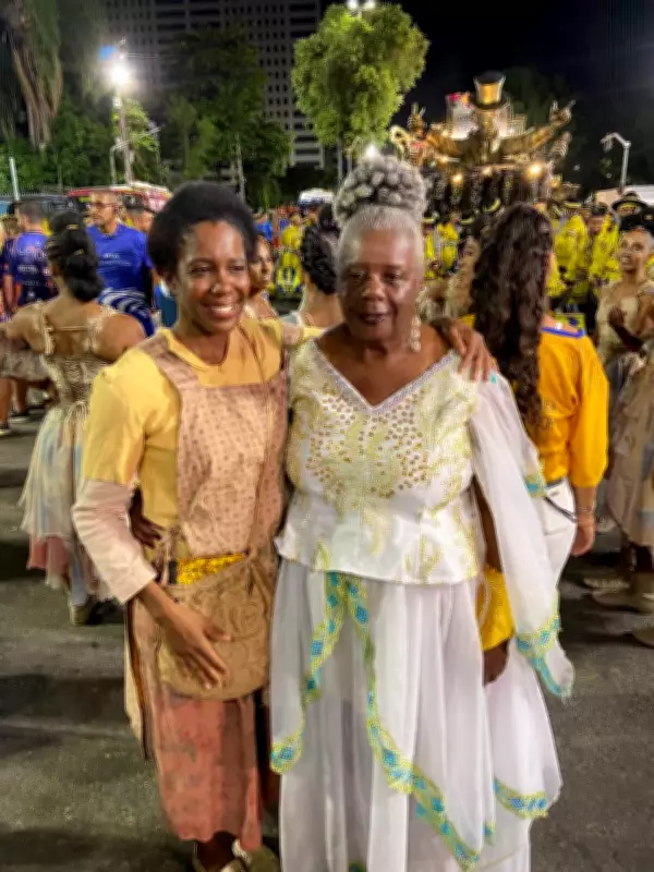 Conceição Evaristo celebra desfile da Tijuca como democratização da literatura no carnaval