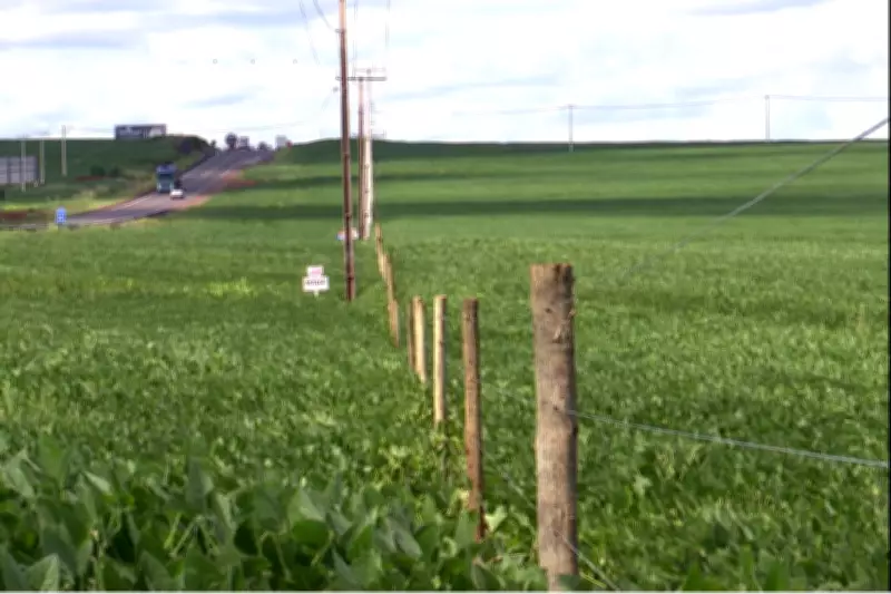 Concessionária instala cercas em propriedades rurais de Londrina para delimitar faixa de domínio