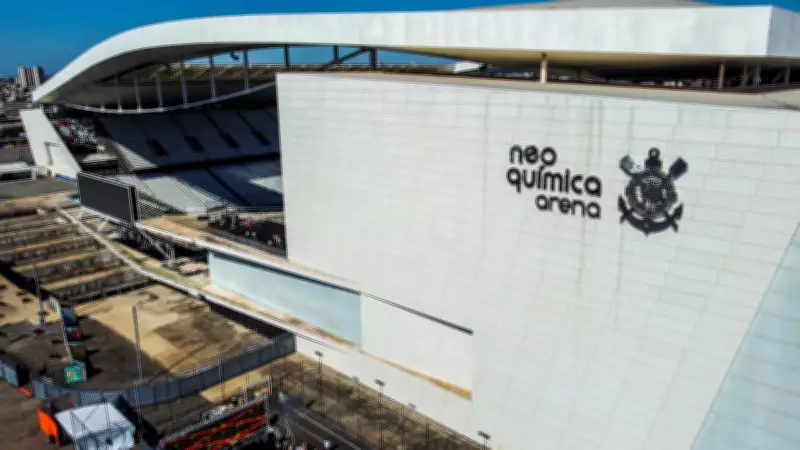 Corinthians vive disputa política interna com foco no departamento de futebol