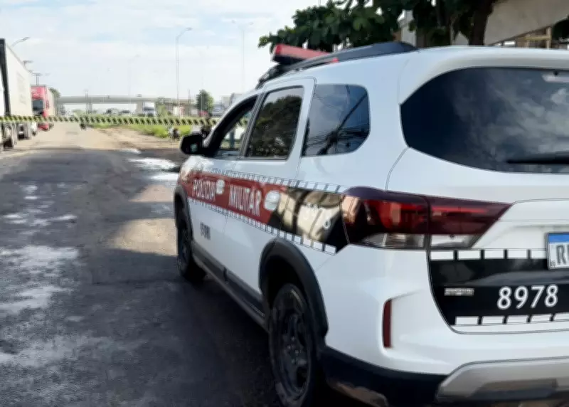 Corpo com mais de 30 tiros e mãos decepadas é encontrado na BR-101 em João Pessoa