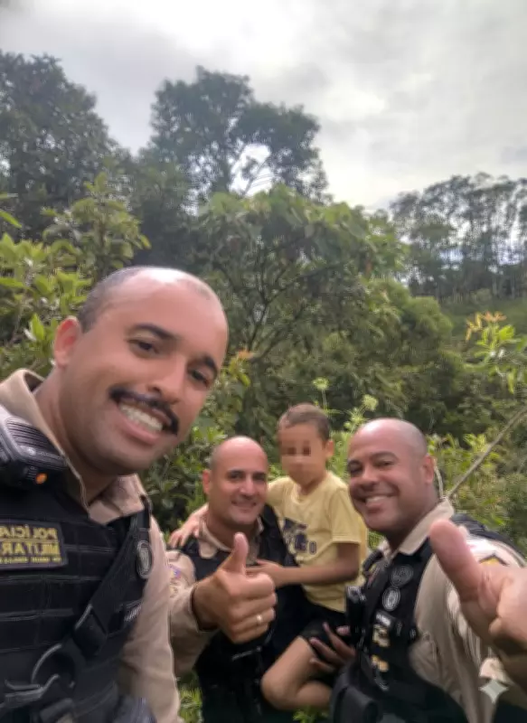 Criança autista é resgatada em mata após policiais ouvirem seu canto em Barbacena, MG