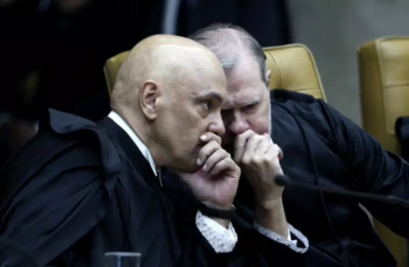 Crise no STF: Moraes e Toffoli intensificam desgaste institucional com defesas polêmicas