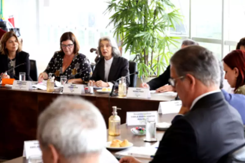 Cármen Lúcia estabelece 10 regras de conduta para juízes eleitorais nas eleições de outubro