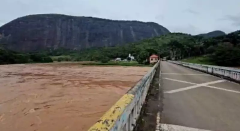 Defesa Civil emite alerta de alto risco para chuvas fortes em Levy Gasparian