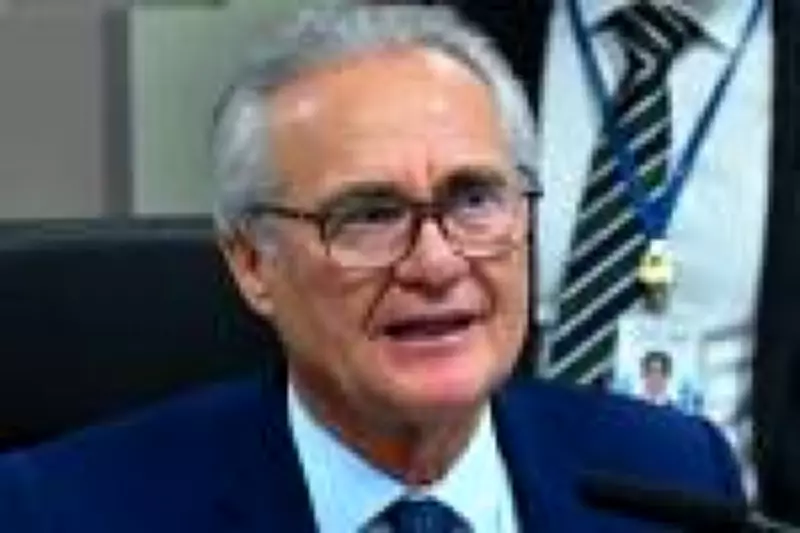 Denúncia de Renan Calheiros sobre pressão no TCU amplia crise do Banco Master