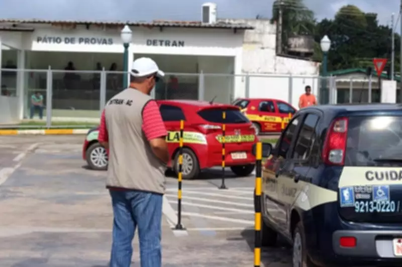 Detran-AC elimina baliza para CNH B e dobra limite de pontos no exame prático