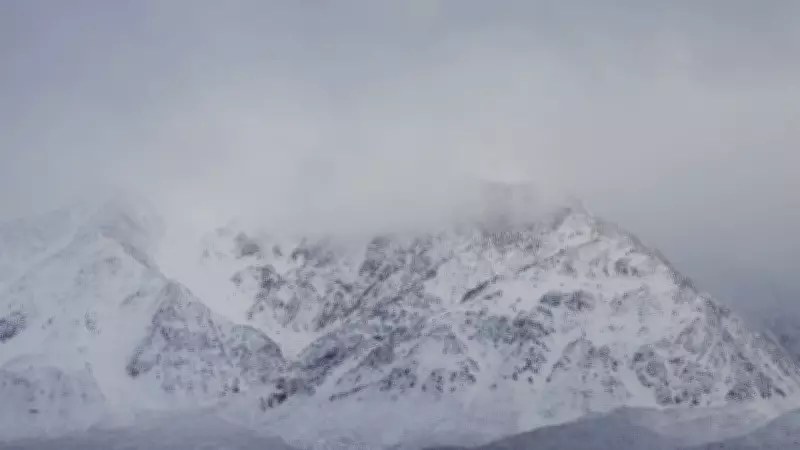 Dez esquiadores desaparecem após avalanche na Califórnia; buscas mobilizam 46 equipes