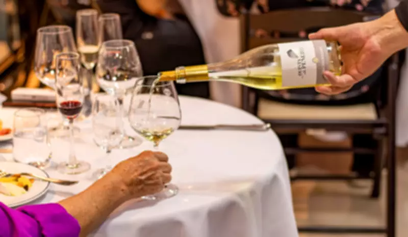 Dia Mundial do Vinho: entenda as diferenças entre enófilo, sommelier e enólogo