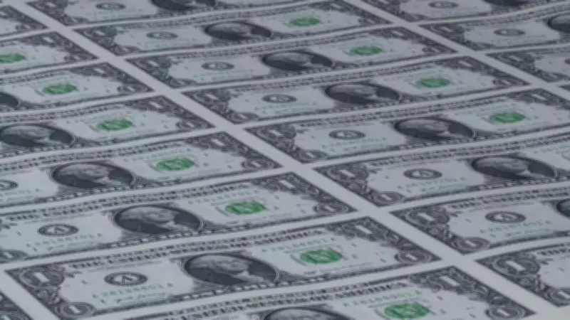 Dólar em queda frente ao real contribui para estabilidade da inflação no Brasil