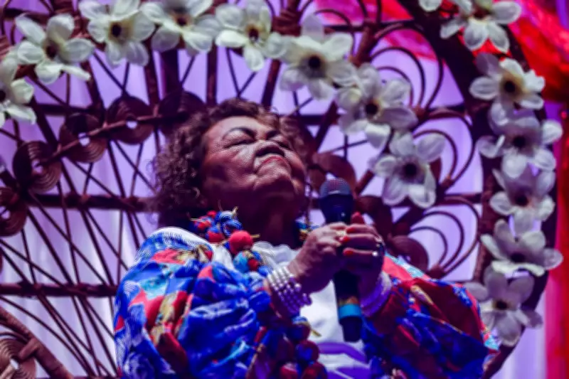 Dona Onete, Rainha do Carimbó, é internada novamente em Belém para tratar infecção urinária