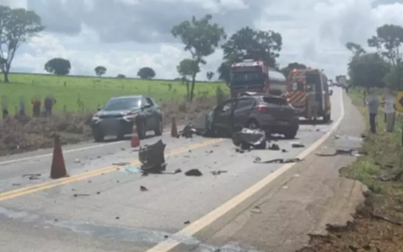 Duas pessoas morrem em acidente com quatro veículos na GO-020 em Bela Vista de Goiás