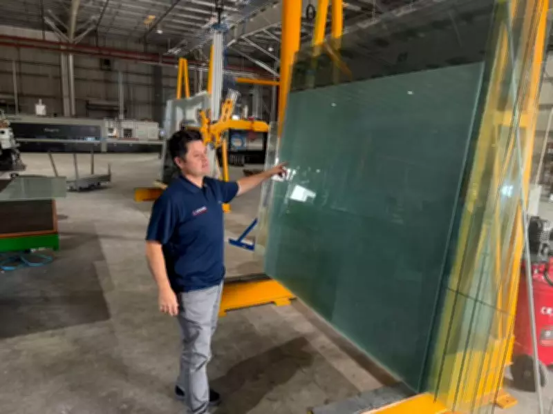 Empresário brasileiro revoluciona mercado de vidraçaria nos EUA com mentalidade industrial