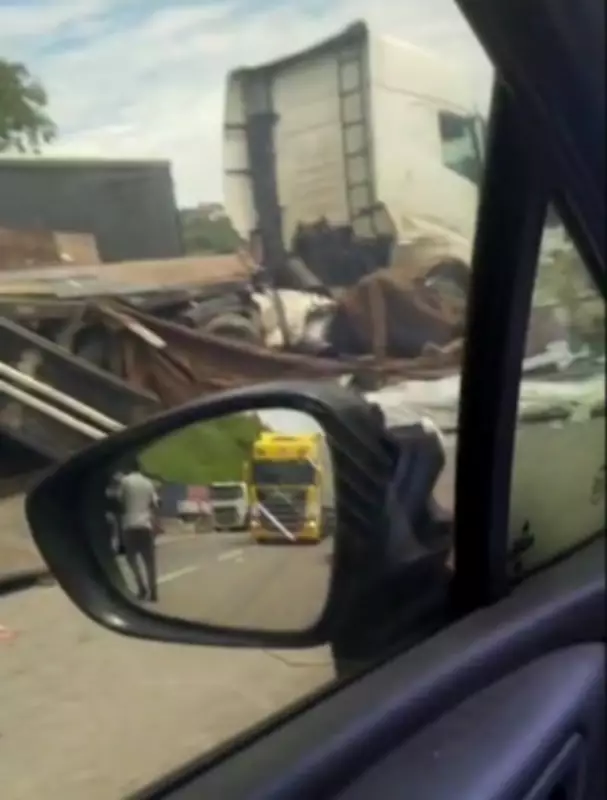 Engavetamento na Via Dutra em Barra Mansa deixa uma pessoa ferida