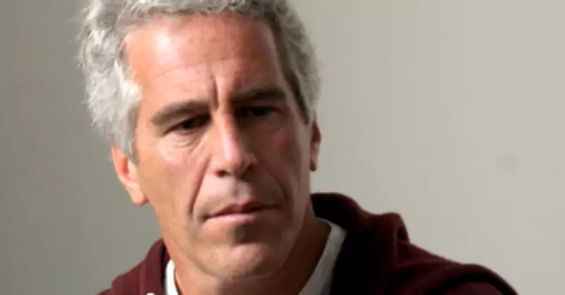 Escândalo Epstein: nova leva de documentos derruba diplomatas e empresários globalmente