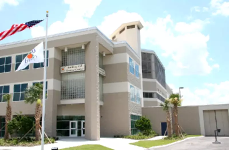 Esposa de sertanejo Henrique presa nos EUA após desobedecer ordem policial