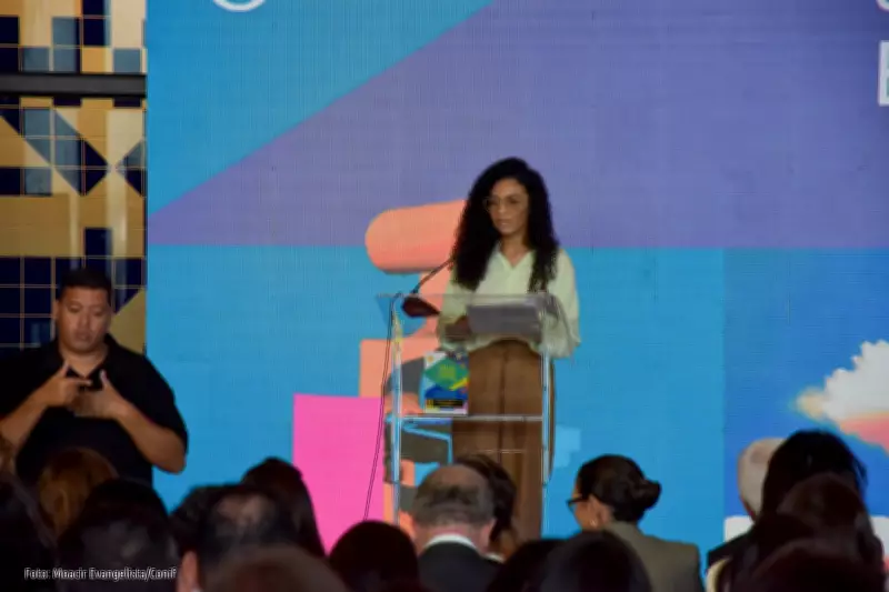 Estudante do Amapá vence Prêmio Jovem Cientista com kit solar para castanheiros da Amazônia