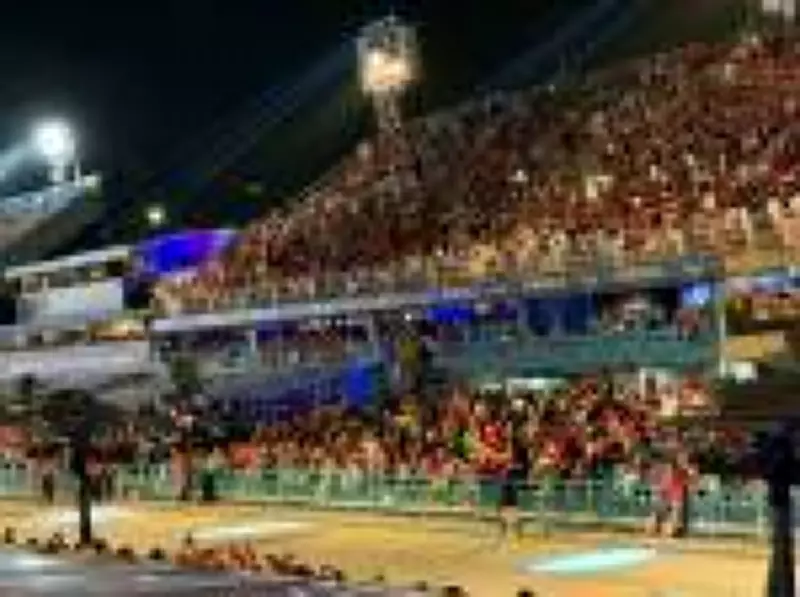 Ex-BBBs e influencers geram reclamações em camarotes da Sapucaí no Carnaval