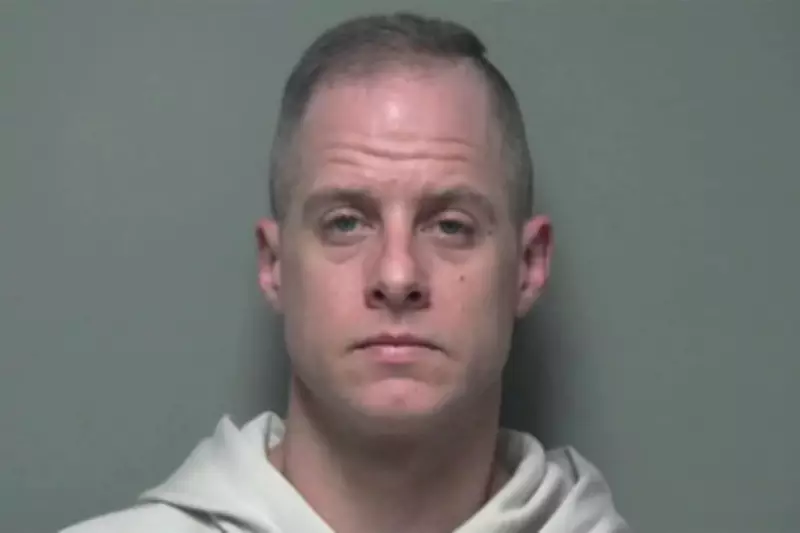 Ex-participante do American Idol é preso por assassinato da esposa nos EUA