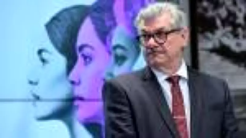 Ex-secretária denuncia ministro Marco Buzzi por assédio sexual no STJ: 'Me senti suja'