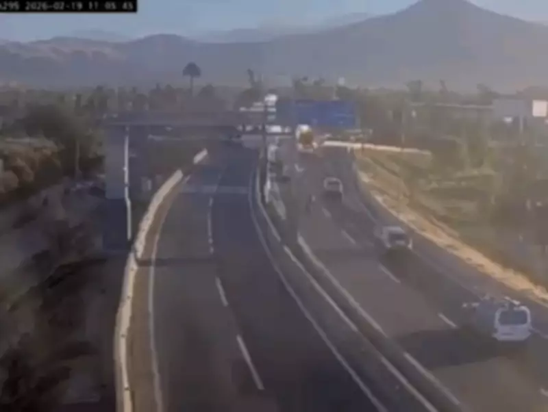 Explosão de caminhão-tanque no Chile deixa 4 mortos e 17 feridos em rodovia de Santiago