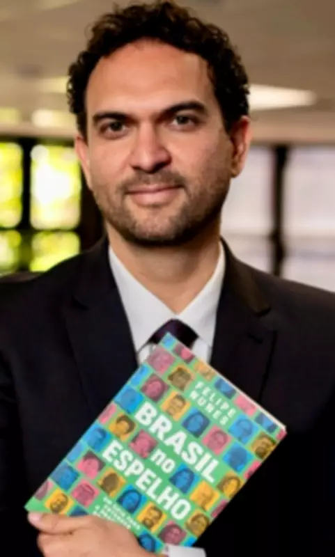 Felipe Nunes lança 'Brasil no Espelho' em BH com pesquisa sobre o brasileiro