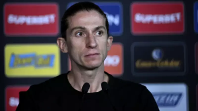 Filipe Luís se retrata após declaração sobre racismo contra Vini Jr. e reafirma apoio