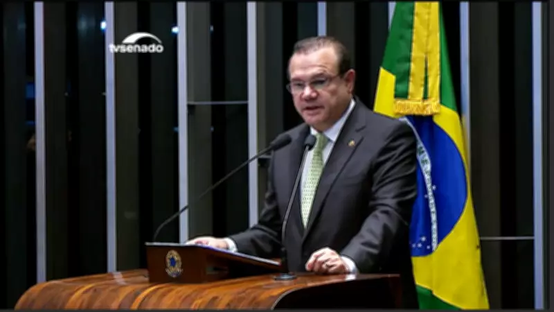 Flávio Bolsonaro confirma Wellington Fagundes como pré-candidato ao governo de Mato Grosso