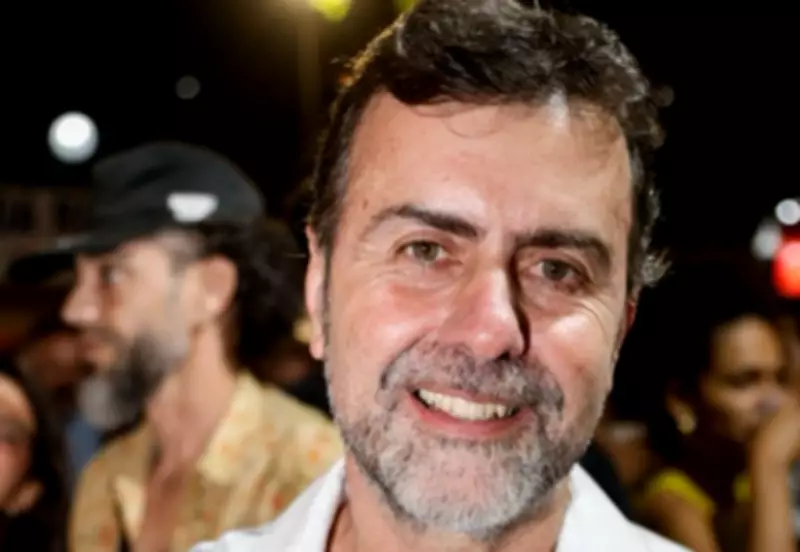 Freixo defende verba para escola que homenageia Lula no Carnaval