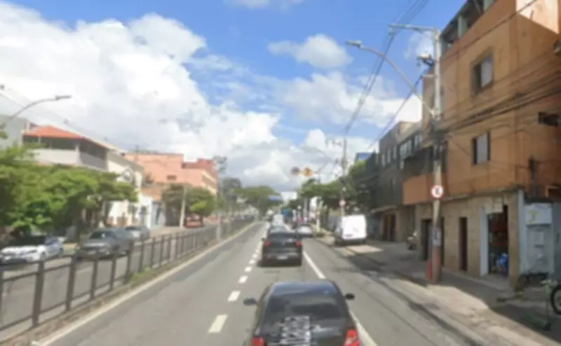 Gari é executado com 14 tiros em bar de Belo Horizonte; mulher fica ferida