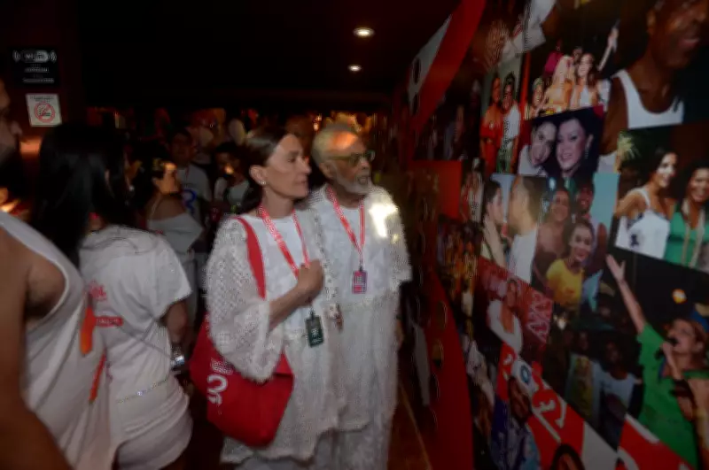 Gilberto Gil e Flora Gil se emocionam com homenagem a Preta Gil no camarote Expresso 2222