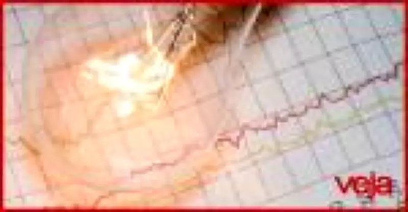 Governo anuncia pacote de medidas para conter alta na conta de luz