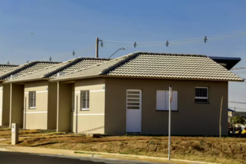 Governo de SP anuncia pacote de R$ 6,4 bilhões para moradias em 250 cidades